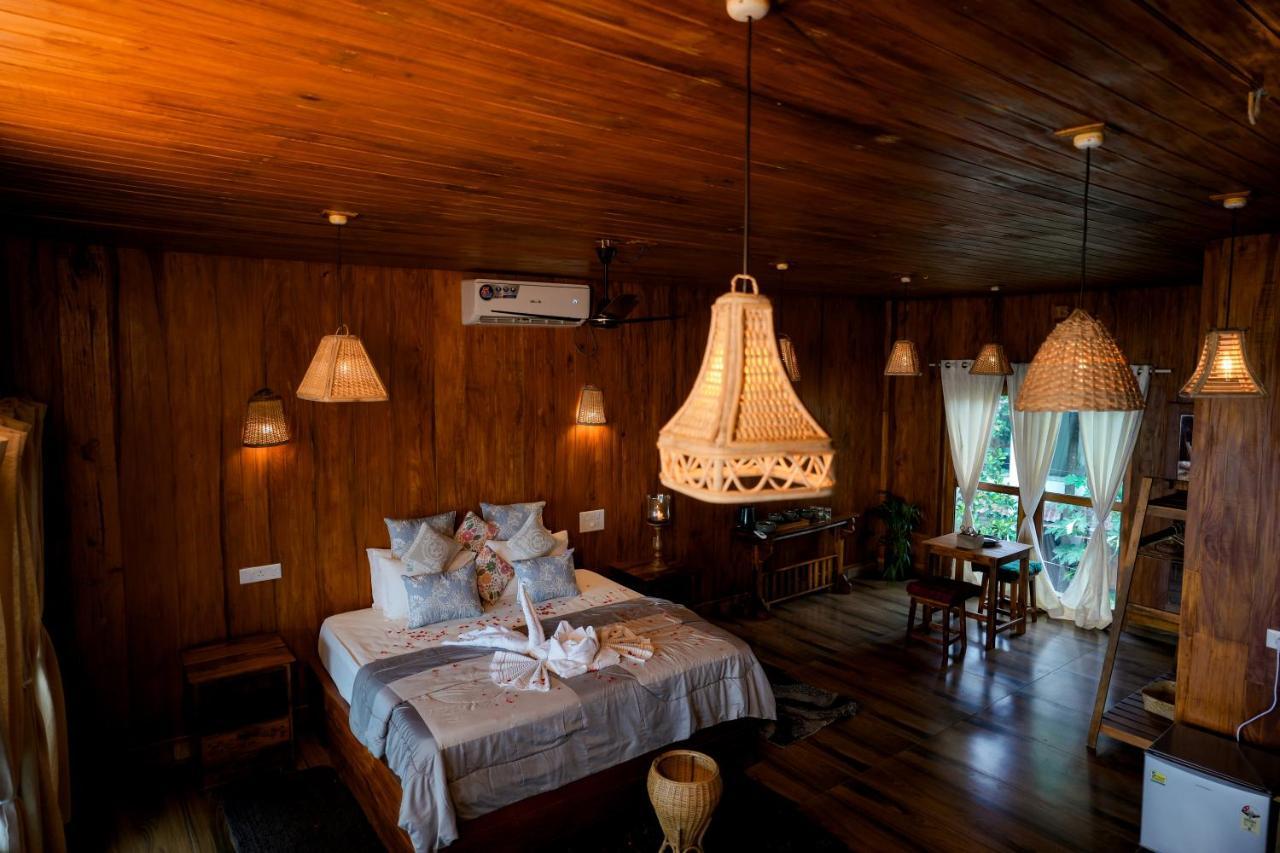 Driftwood Beach Resort Varkala Dış mekan fotoğraf